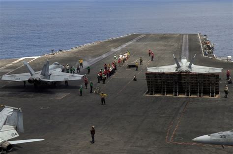 軍情動態》部署前最後準備！美航艦「雷根號」在硫磺島特訓 國際 自由時報電子報