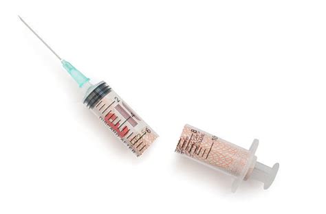 1900 Broken Syringe Stock Photos Pictures And Royalty Free Images Istock