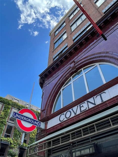 London Underground Covent Garden Tube Station Editorial Photography ...