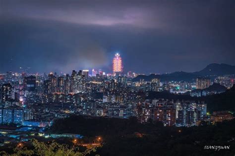 盤點台北夜景、新北夜景好去處10選北部推薦！半夜睡不著覺，那就開車看夜景 Line旅遊