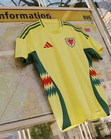 En Images Allemagne Italie Argentine Adidas D Voile Les Maillots De