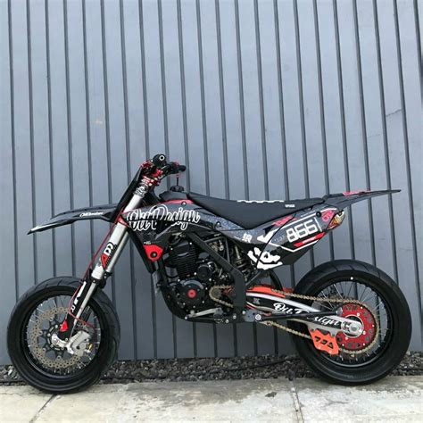 galeri foto inspirasi modif supermoto  terbaik  meramal