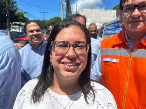 Ana Paula Celebra In Cio Das Obras Do Hospital Da Crian A Uma