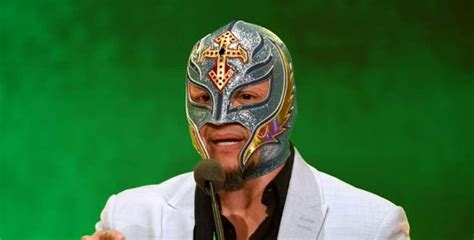 Rey Mysterio Height, Weight, Body Measurements, Shoe Size