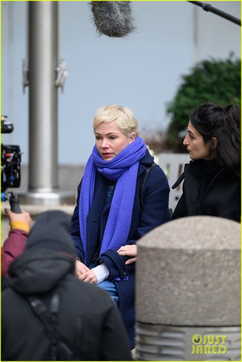 Michelle Williams And Jenny Slate Begin Filming Dying For Sex In Nyc Photo 5020929 Jenny