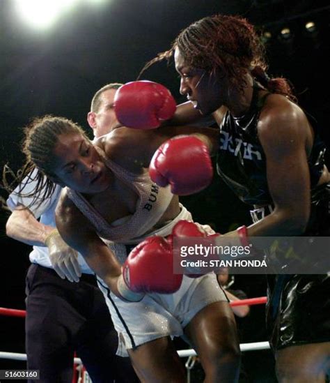 Laila Ali Vs Jackie Frazier Photos and Premium High Res Pictures ...