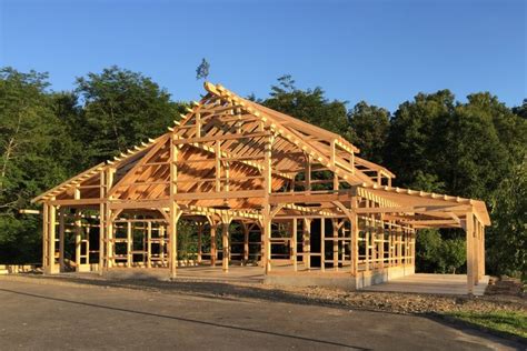 39' x 45' Saratoga Timber Frame Kit (Southbury CT) | Barn construction, Timber frame barn, Pole ...