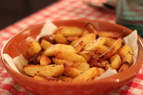 Patate Al Forno La Ricetta E I Trucchi Per Prepararle Croccanti