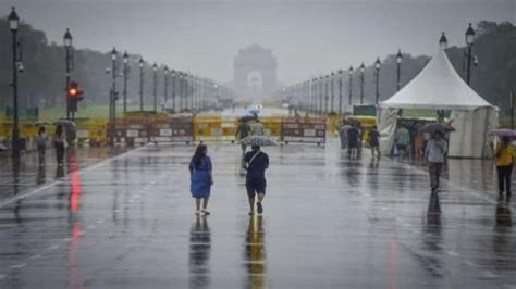 Imd Predicts Cloudy Skies Light Rain In Parts Of Delhi Ncr Today Check Weather Forecast