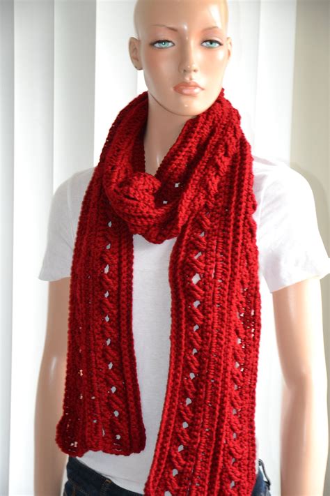 Red Christmas Scarf/ Crochet Christmas Scarf/ Unisex Christmas Scarf ...