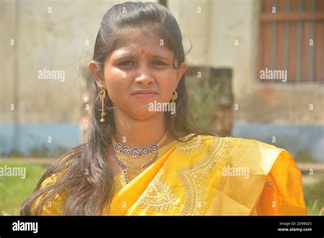 Teenage Indian Girls Hi Res Stock Photography And Images Alamy