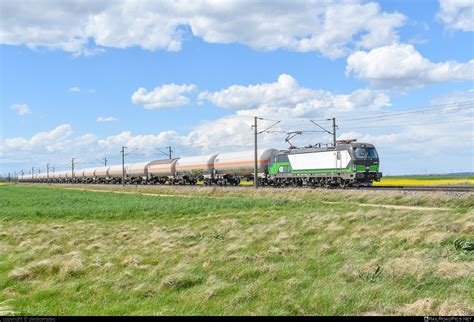 Siemens Vectron Ac Operated By Frachtbahn Traktion Gmbh Taken