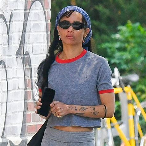Zoe Kravitz Poses Naked In Rolling Stone In Tribute To Mom Liza Bonet S