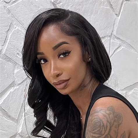 Top 100 Black OnlyFans Models in 2025 (Ebony OnlyFans)