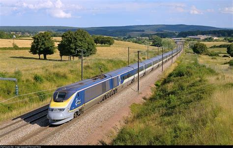 Eurostar Class At Manlay France By Reinhard Reiss