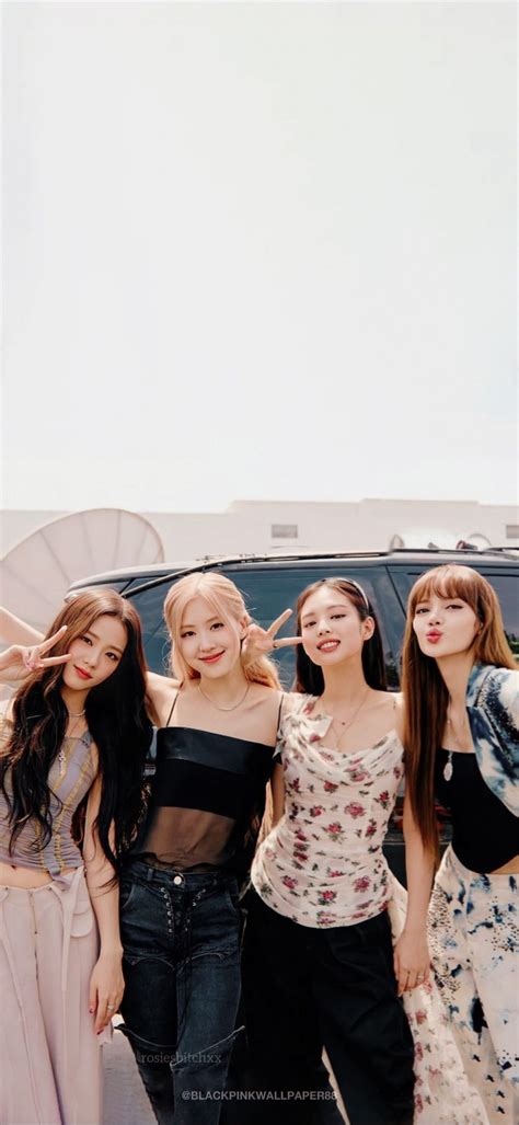 Blackpink Wallpaper 🖤💗 Blackpinkwallpaper Wallpaper Pinkchella Lisa