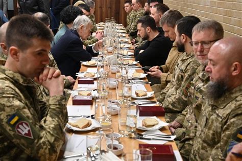 Zelensky Honors Muslim Tradition By Participating In First Official Iftar