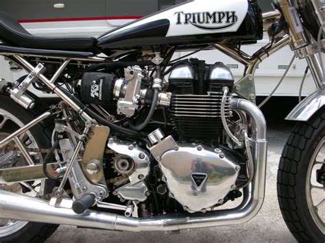Triumph T100 Tracker