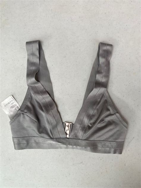 H M Silver Bikini Top Women S Fashion Swimwear Bikinis Swimsuits On Carousell