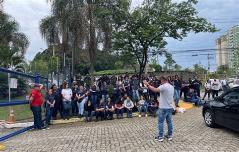 Metal Rgicos Da Dpr Permanecem Em Greve Por Aumento Real