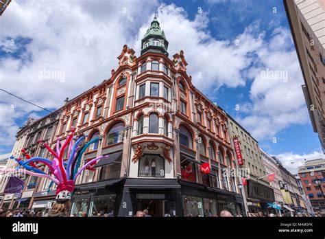Pedestrian Street Of Karl Johans Gate And Nedre Slottsgate Oslo