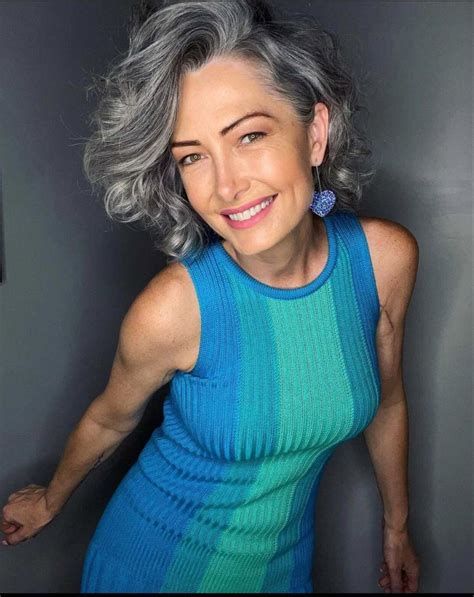 Pin By Theapothecaryvintage On Hair Beautiful Gray Hair Gorgeous Gray Hair Grey Hair Model