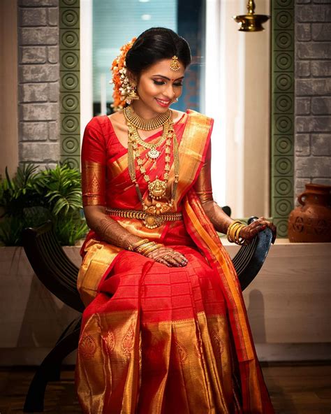 Brides In Kerala Cool Kerala Hindu Bride In Red Saree Boudoir Paris