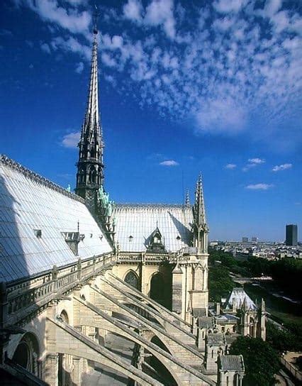 La flèche de Notre Dame Cathédrale Notre Dame de Paris