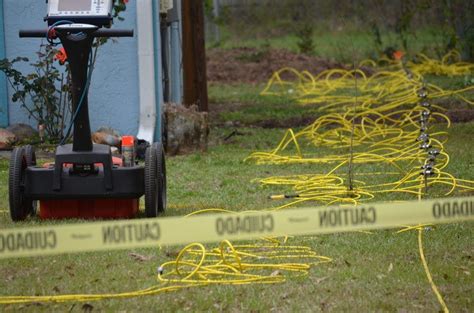 Photos From the Scene of Sinkhole in Seffner | Brandon, FL Patch