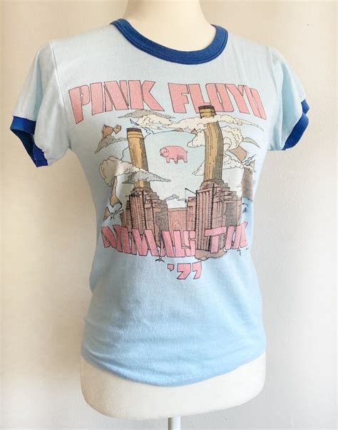 Vintage 1977 Pink Floyd Gem