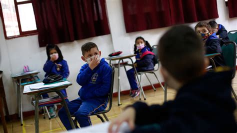 Inician Campa A Para Frenar El Uso De La Mascarilla En Los Colegios