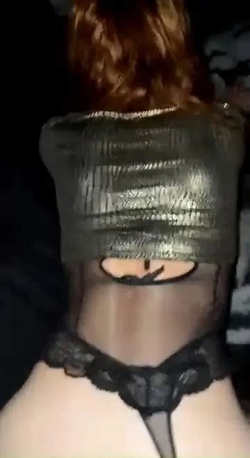 Daronne Mari E Balance Ta Nude