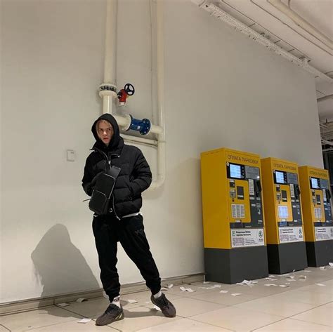 PHARAOH on Instagram: “📒” в 2023 г | Богемные люди, Мужской стиль ...