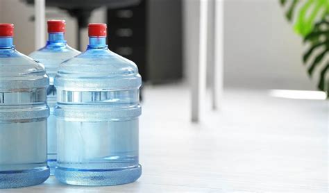 Cómo afecta beber agua a tus capacidades en el trabajo