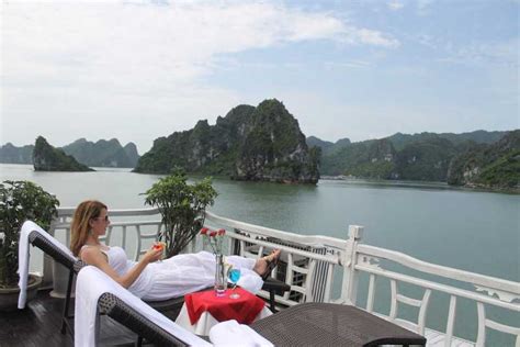 Hanoi: Halong Bay 2-Day Tour with Boat Cruise | GetYourGuide