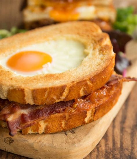 Fried Egg And Bacon Sandwich Olive Oil Fried Eggs With Crispy Bacon