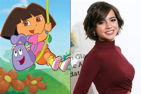 Isabela Moner Dora Outfit