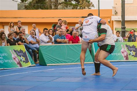 La Luchada Institucional Enfrent Al Cl Llano Del Moro Y Al Cl Tegueste