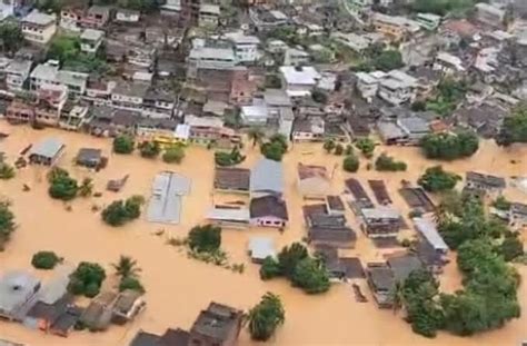 Chuvas Castigam Rio De Janeiro E O Esp Rito Santo Provocam Inunda Es