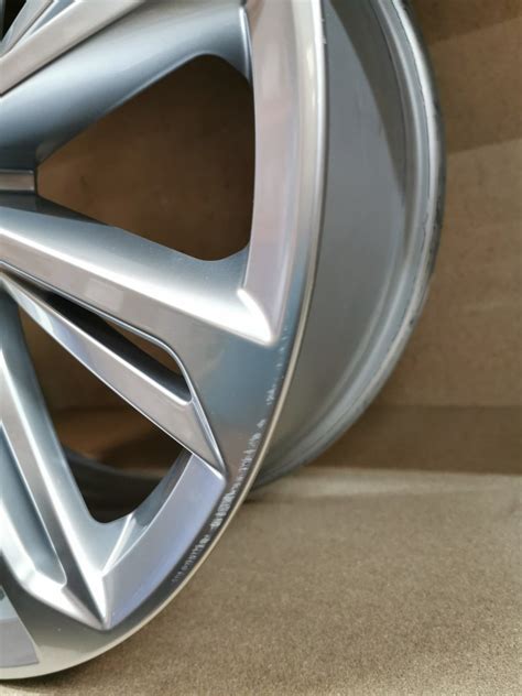 Vw Passat R Line Verona G R Oem Alloy Wheels