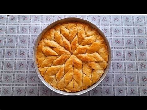 Bakllavaja Tradicionale do të lepini gishtat ja si e gatuajnë amvisat