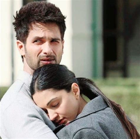 Kabir Singh And Preeti / Kabir singh preeti house emotional scene love ...