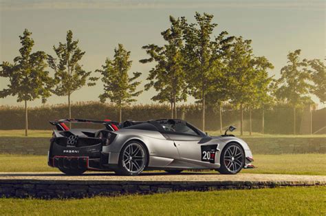 ¡oficial Pagani Huayra Bc Roadster Menos Peso Que El Coupé Y Corazón