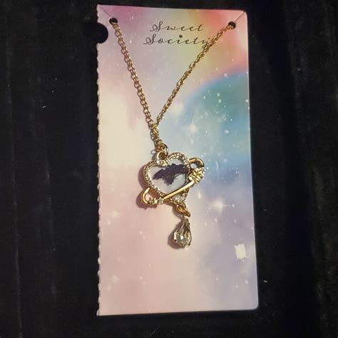 Sweet Society Jewelry Purple Dried Flowers Locket Necklace By Hot Topic Free Gift W Purchase