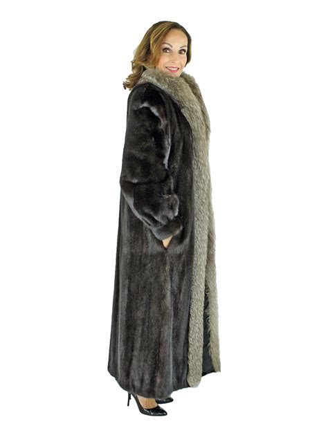 Ranch Mink Fur Coat With Indigo Fox Tuxedo Front Estate Furs