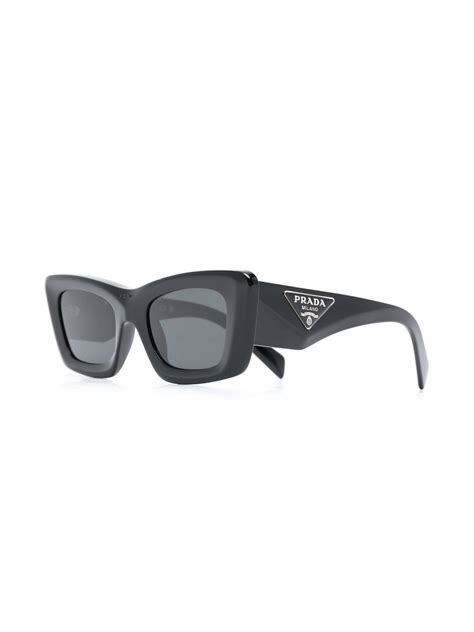 Prada Eyewear Cat Eye Frame Tinted Sunglasses Farfetch