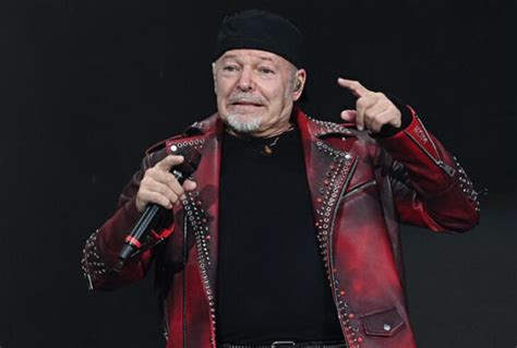 Vasco Rossi In Tour Negli Stadi Di Milano E Bari Nel Giugno