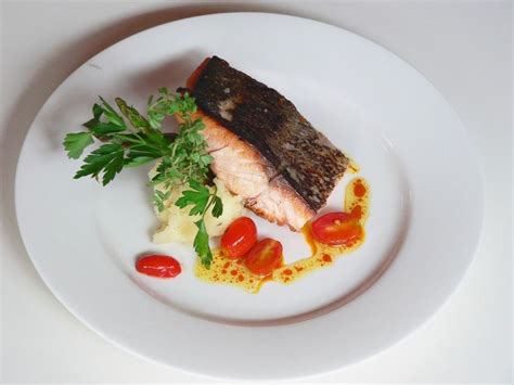 1000+ images about Beautiful Food Plating Ideas on Pinterest | Fine ...