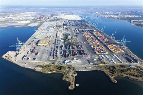 Comment les acteurs du port de Marseille Fos cherchent ils à accroître