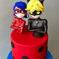 Ladybug Cake Decorated Cake By Sandra Draskovic Cakesdecor